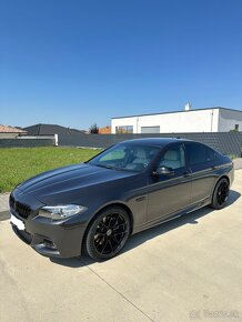 Predám BMW 550i 330kW 490PS - 3