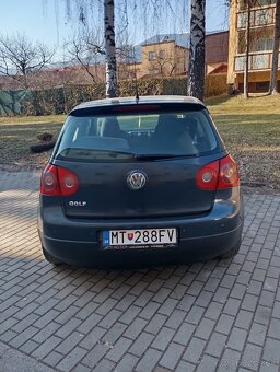 Volkswagen golf - 3