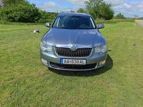 ŠKODA SUPERB COMBI 2.0 TDI 170K ELEGANCE - 3