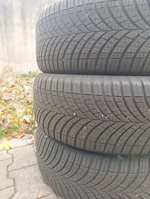 Celoročné pneu Goodyear 225/55 R18 DOT1121 - 3