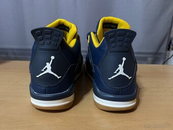 Jordan 4 modré - 3