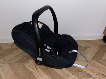 Maxi Cosi CabrioFix Essential Black - 3