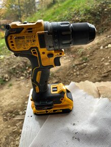 Predam dewalt DCD971 - 3