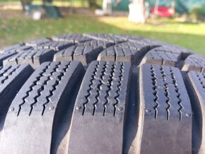 215/60 r17 zimne pneumatiky - 3