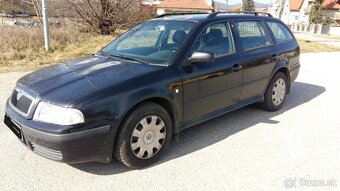 Skoda Octavia Tour 1.6 FSI - 3