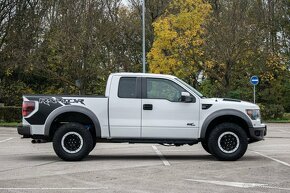 Ford F-150 6.2L SVT Raptor - 3