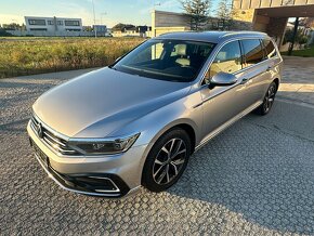 VOLKSWAGEN PASSAT COMBI GTE PLUG-IN HYBRID DSG 160 KW, IQ LE - 3