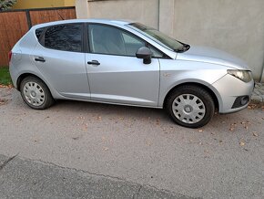 Predám Seat Ibiza rok 2008, benzín - 3