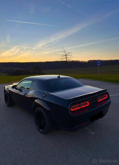 Dodge Challenger Widebody - 3