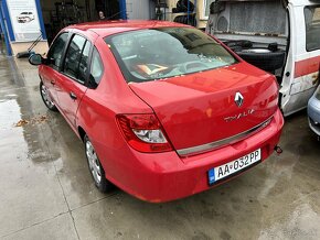 Rozpredam Renault Thaliu II 1,216V 2009 - 3