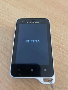 Sony Ericsson Xperia Active - 3