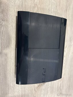 PS3 super slim - 3