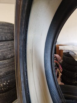 Continental 255/35 R21 - 3