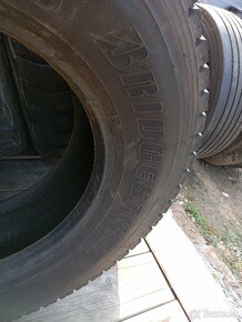 315/70 R22,5 Bridgestone M749 - 3