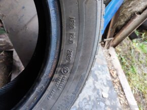 185/60 r15 zimne 2 kusy - 3