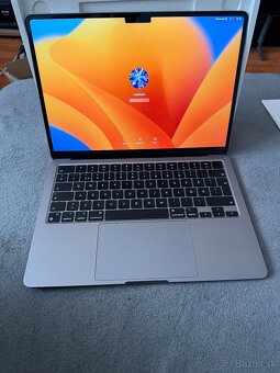 Predám MacBook Air 2022 13.6 M2 256GB Space Grey Stav Nového - 3