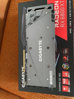 Gigabite Radeon RX 6800XT Gaming OC 16G - 3