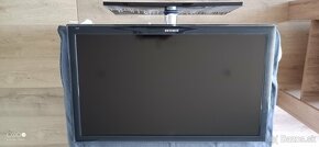 Predam 32" LED tv Samsung UE32D4000 na diely - 3