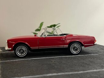 1:18 1968 Mercedes-Benz 280 SE Automatic (W113) - Schuco - 3