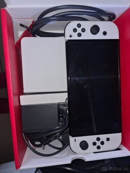 NINTENDO SWITCH OLED - 3