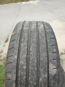 4ks letne 235/45 R20. 80€ - 3