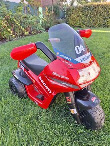 detska motorka peg perego ducati desmosedici - 3