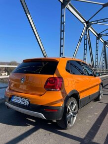 Volkswagen Polo 1.6 TDI 66kw CROSS DSG - 3