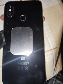 Predám mobil Xiaomi MI 8, 6GB Ram / 64GB. - 3