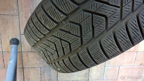 2 ks ZIMNÉ 235/55 R19 101H PIRELLI 6-6,5mm 2019 LEN 50-€/kus - 3