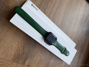 Apple Watch S7 GPS, 45mm Green Aluminium - 3