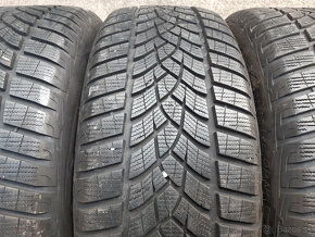 225/50 R18  -zimné Run Flat - 3