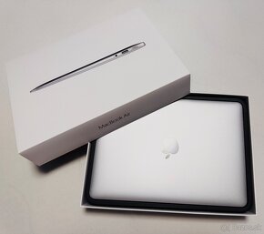 Predám málo používaný Apple MacBook Air(13 placov) - 3