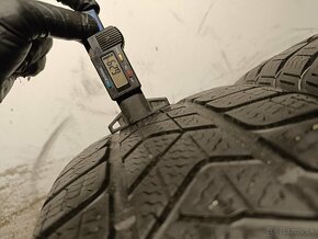 215/60 R16 Zimné pneumatiky Pirelli Sottozero 2 kusy - 3