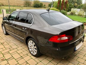 Škoda Superb 2.0 TDI Elegance - 3