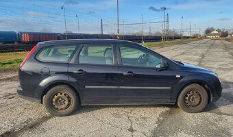 Ford Focus combi 1.6 benzín - 3