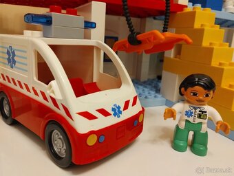 LEGO Duplo 5795 Veľká mestská nemocnica - 3