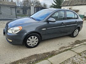 hyundai accent - 3