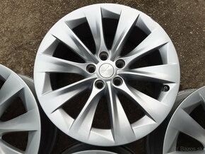 5x120  R19  Tesla Model S +TPMS - 3