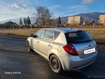 Kia ceed 1.6CRDI 66kw 2008 - 3