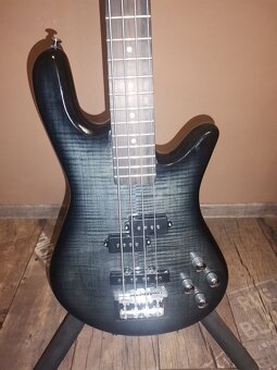 Spector Legend Standard 4 bass - 3