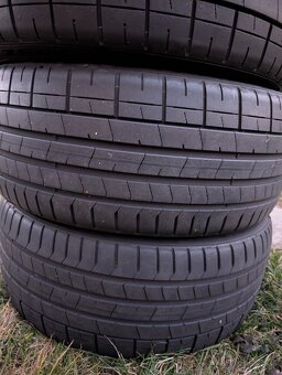 Pirelli P Zero 235/35 R19 HN - 3