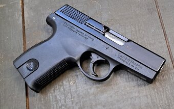 Smith & Wesson Model SW9M - 3