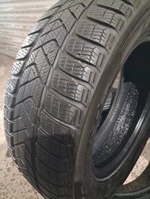 Pirelli zimné 215/60/R16 - 3