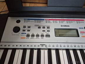 Elektrické piano Yamaha YPT 260 - 3