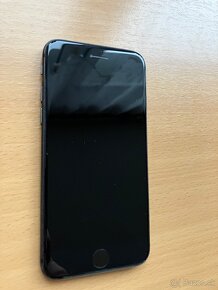 Predám iPhone 8 64GB - 3