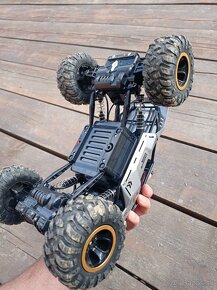 RC auto 32cm, 1:12, auto na diaľkové ovládanie s LED panelom - 3