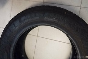 Predám letnú pneumatiku MICHELIN 195/65 R16 C - 3