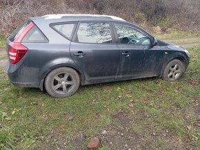 Predám Kia ceed 1.6crdi 85kw rok 2008 - 3