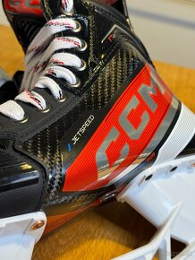 CCM Jetspeed FT6 Pro Plus SR Regular, vel.8(43) - 3