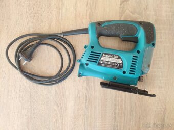 Makita 4327 - 3